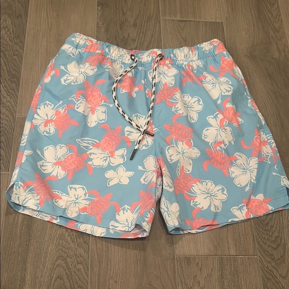 Snapper Rock Men's Blue Floral Swim Shorts Size 2